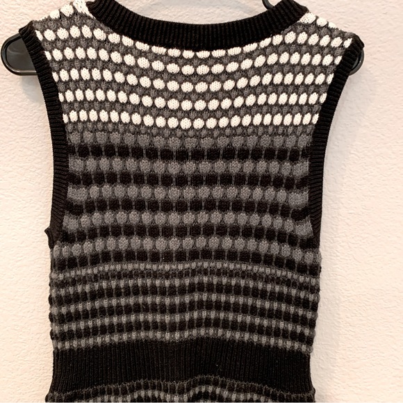 Spring + Mercer Black Gray Sleeveless Chunky Knit Sweater Dress Size Large - Picture 9 of 10